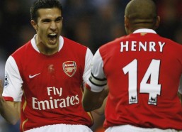 【足彩网】孙准浩一战定江山，助国家队锁定世界杯席位，深情回应费莱尼寄语